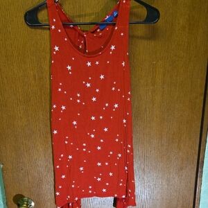 🟡Apt. 9 Red Top with White Stars🟡